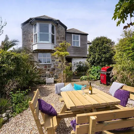 Holiday home Ayr