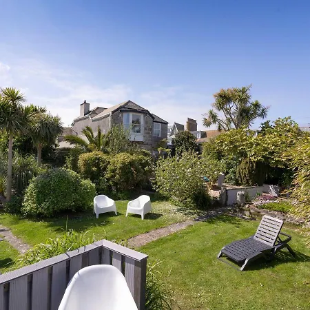 Ayr Holiday home *